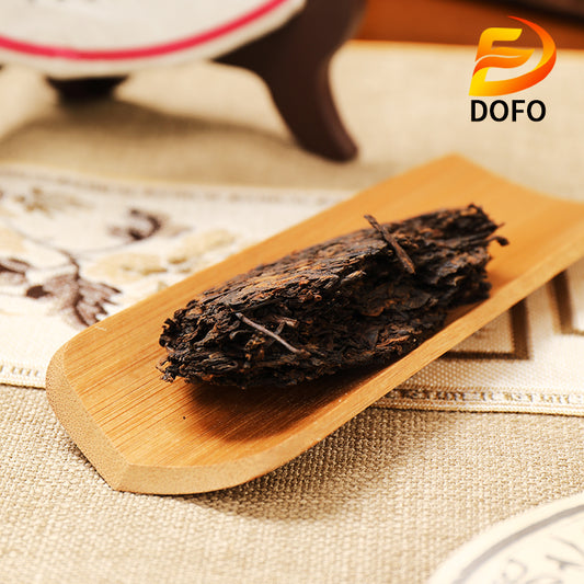 Bulang Chenxiang Ripe Pu'er Tea Cake
Brown Aged Fragrant Ripe Pu'er Tea Cake