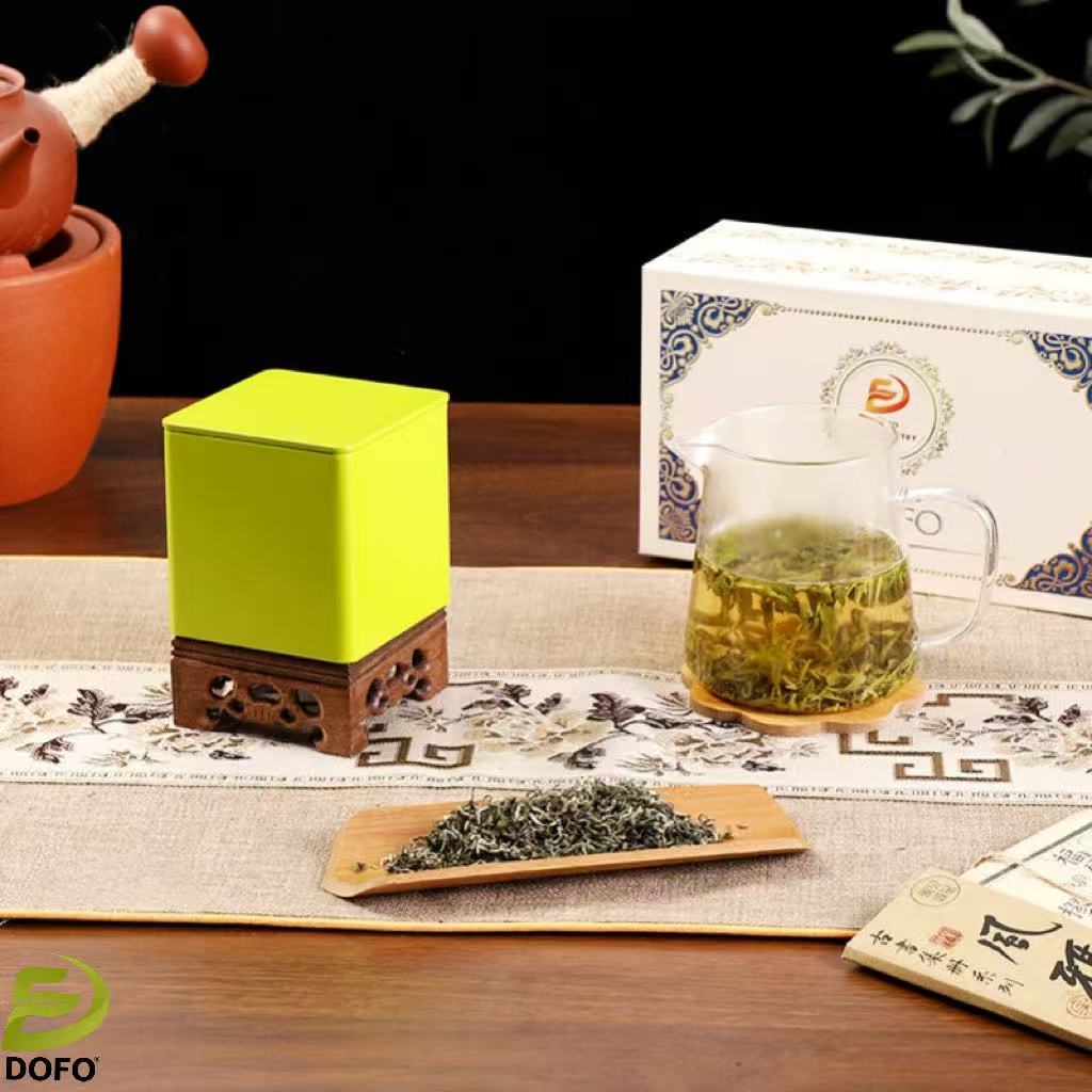Bi Luo Chun (Green Snail Spring) Green Tea