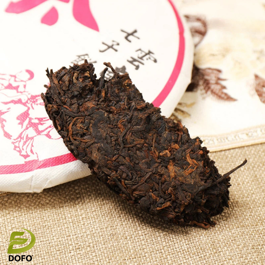 Bulang Chenxiang Ripe Pu'er Tea Cake
Brown Aged Fragrant Ripe Pu'er Tea Cake