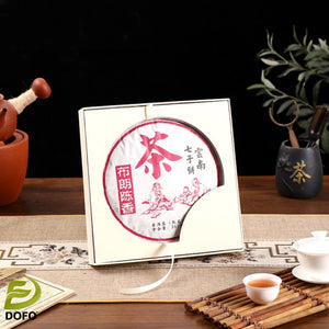 Bulang Chenxiang Ripe Pu'er Tea Cake
Brown Aged Fragrant Ripe Pu'er Tea Cake