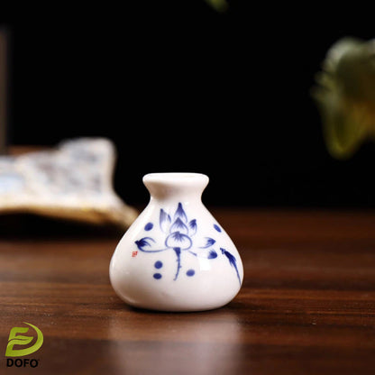 Mini Blue & White Ceramic Bud Vase (Chinese tea set)